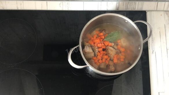 ШАГ 7. картошка с мясом тушеная в кастрюле