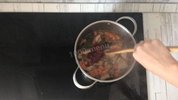 ШАГ 10. картошка с мясом тушеная в кастрюле