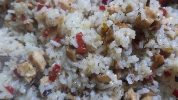 ШАГ 5. перец, фаршированный рисом, курицей и перчиком чили