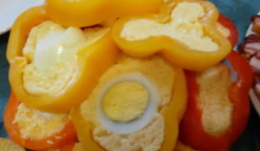 Рецепт перец фаршированный яйцами и сыром
