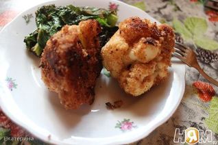 Цветная капуста в панировке из грецких орехов