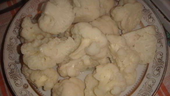 ШАГ 4. цветная капуста в панировке из грецких орехов