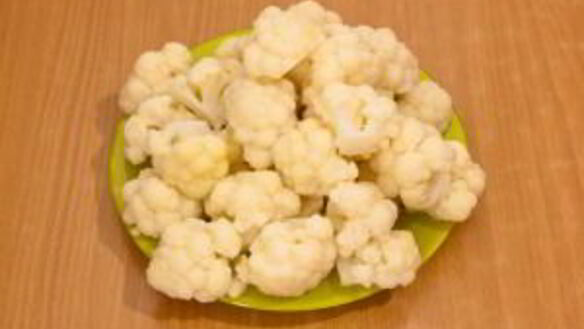 ШАГ 3. цветная капуста, жаренная в панировочных сухарях