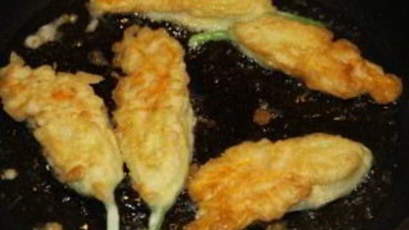 ШАГ 2. цветы тыквы в кляре