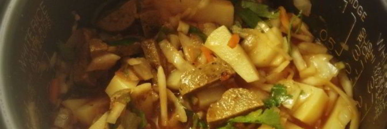 Тушеная капуста с картошкой