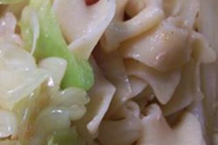 Тушеная капуста с лапшой по-польски