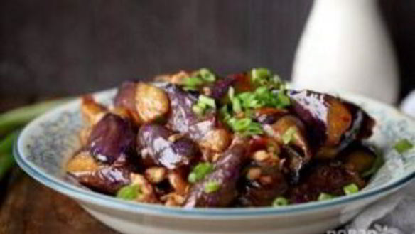 ШАГ 6. тушеные баклажаны с мясом