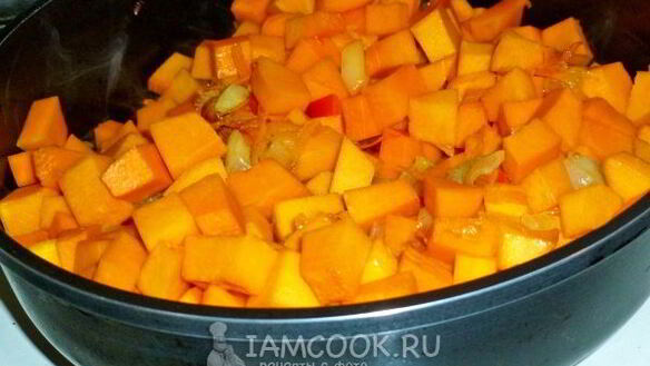 ШАГ 6. тыква, тушенная со сладким перцем