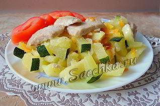 Жареные кабачки с картофелем и мясом