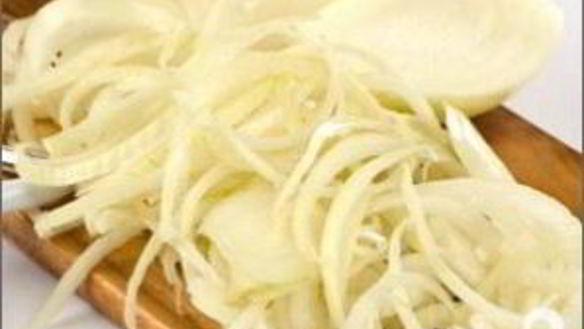 ШАГ 2. говяжья печенка с луком