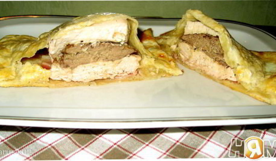 Рецепт конверты с куриной грудкой, печенью и беконом