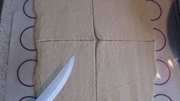 ШАГ 5. конверты с куриной грудкой, печенью и беконом