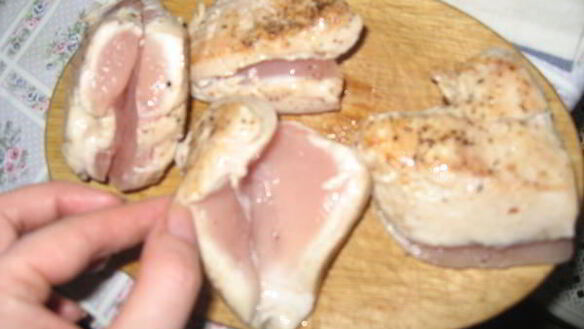 ШАГ 7. конверты с куриной грудкой, печенью и беконом