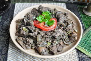 Куриная печень карри