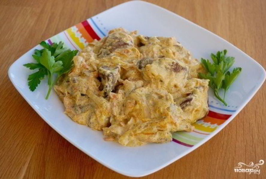 Куриная печень под соусом