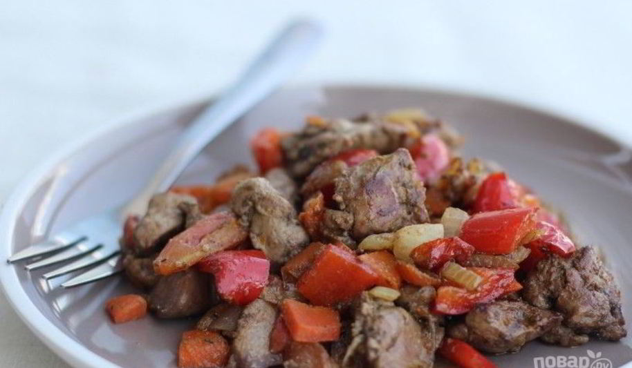 Рецепт куриная печень с овощами