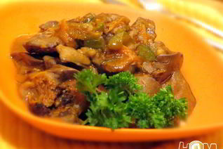 Куриная печень с солеными огурцами в МВ-скороварке