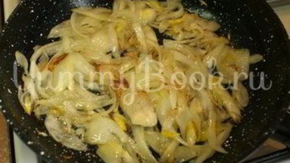 ШАГ 4. куриная печень с яблоками