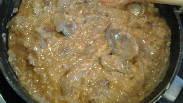 ШАГ 5. куриная печень в яблочно-сметанном соусе