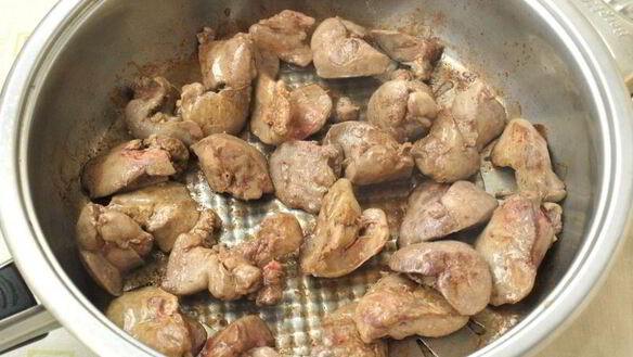 ШАГ 3. куриная печень запеченная с тыквой под сыром