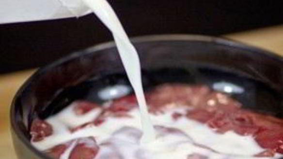 ШАГ 2. куриная печень, жареная с луком