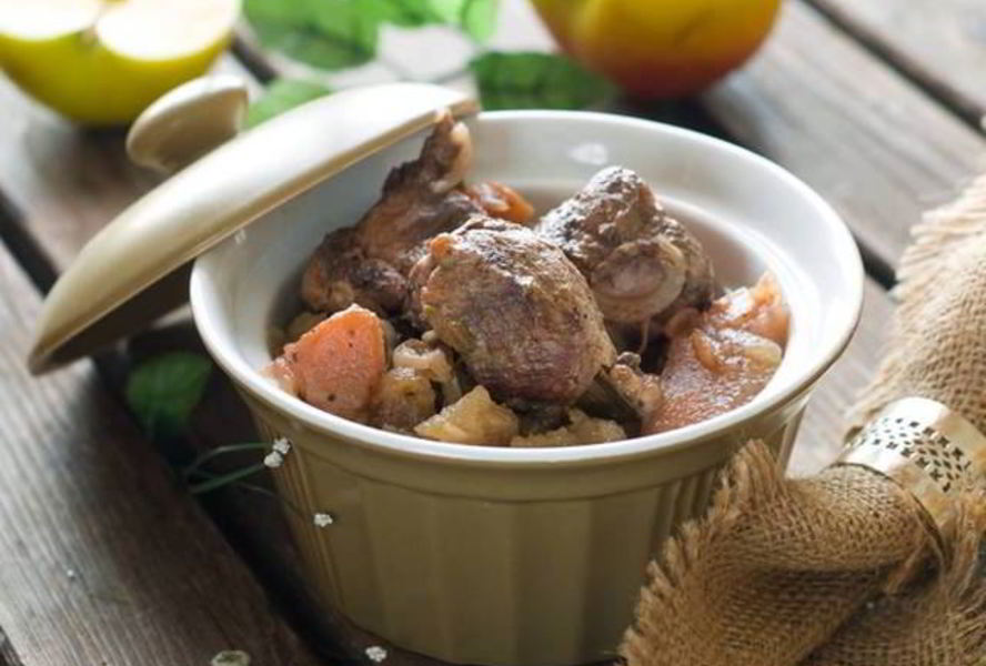 Нежная говяжья печень в горшочках