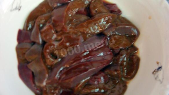 ШАГ 3. печень говяжья по-строгановски классически