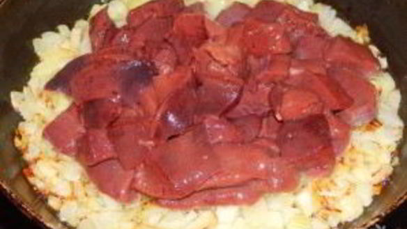 ШАГ 3. печень со сметаной