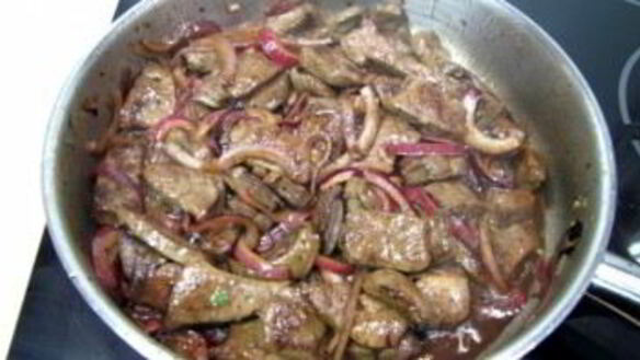 ШАГ 5. печенка на сковороде