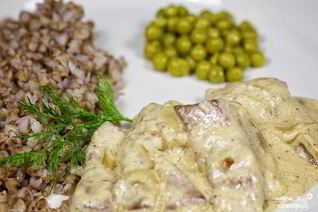 Печенка с подливкой