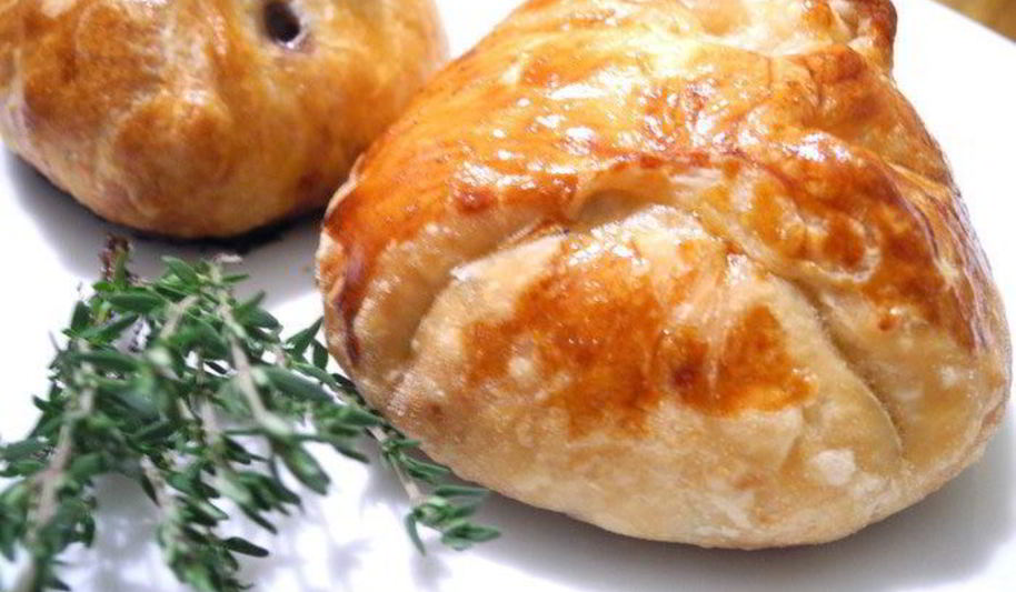 Рецепт печенка в кафтане из слоеного теста