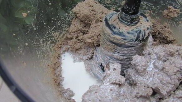 ШАГ 8. печеночные шарики с жареным луком в фисташках