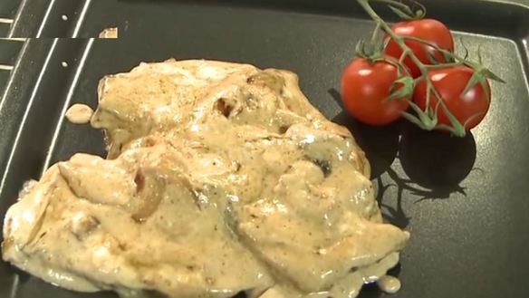 ШАГ 8. свиная печень в сметане с луком тушеная