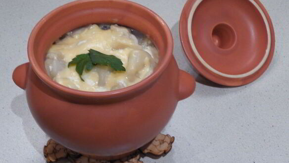 ШАГ 7. пельмени в горшочках