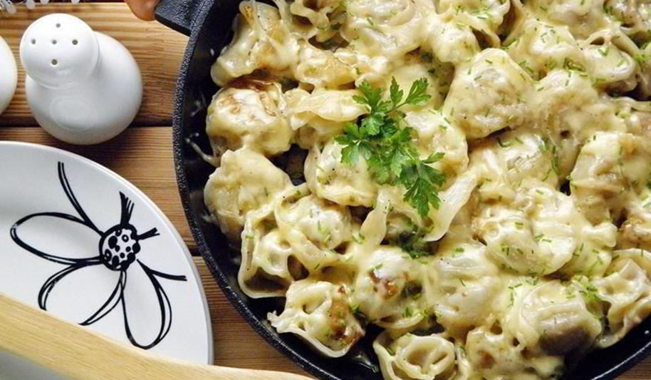 Рецепт жареных пельменей с сырома