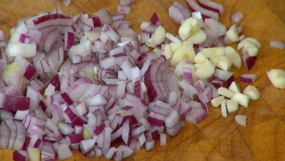 ШАГ 3. паэлья из красного риса