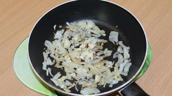 ШАГ 2. паэлья из перловой крупы и лесных грибов