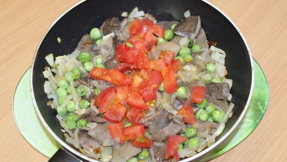 ШАГ 4. паэлья из перловой крупы и лесных грибов