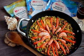Паэлья с морепродуктами по-аргентински