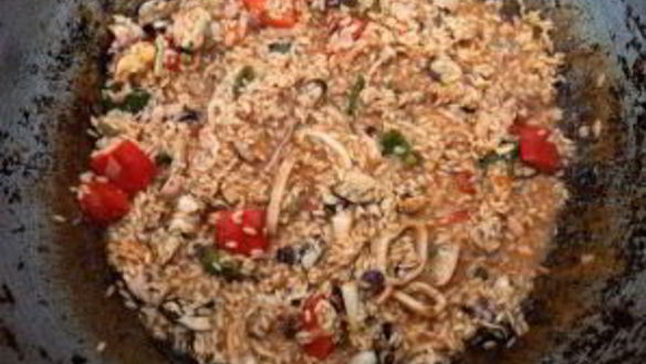 ШАГ 7. паэлья в казане