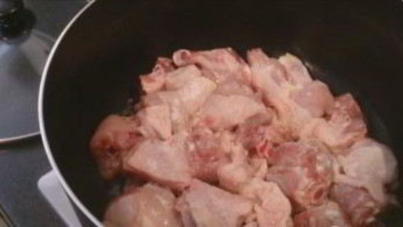 ШАГ 2. плов из окорочков