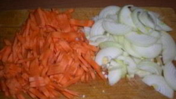 ШАГ 2. плов из перловки с курицей