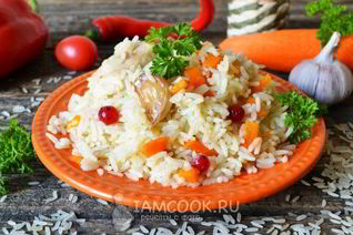 Плов из пропаренного риса с курицей