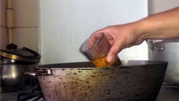 ШАГ 4. плов из свинины в утятнице