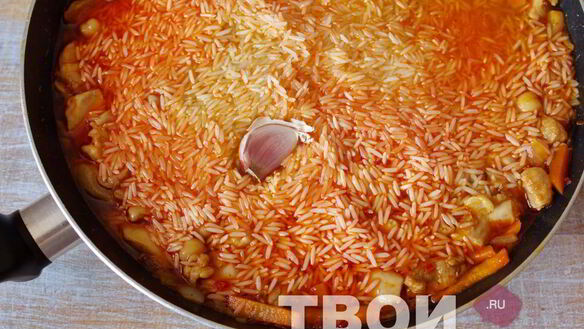 ШАГ 6. плов на сковороде