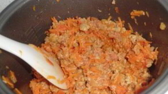 ШАГ 3. плов с фаршем в мультиварке