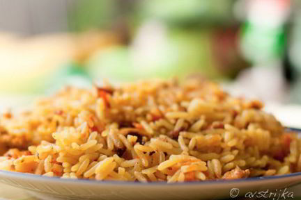 Плов с курицей и барбарисом