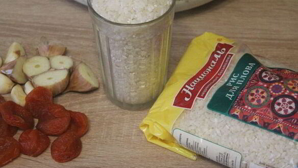 ШАГ 5. плов с курицей и курагой в мультиварке