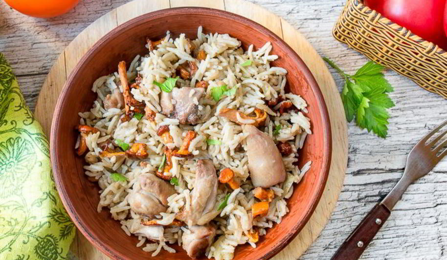 Рецепт плов с курицей и лисичками