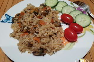 Плов с мидиями